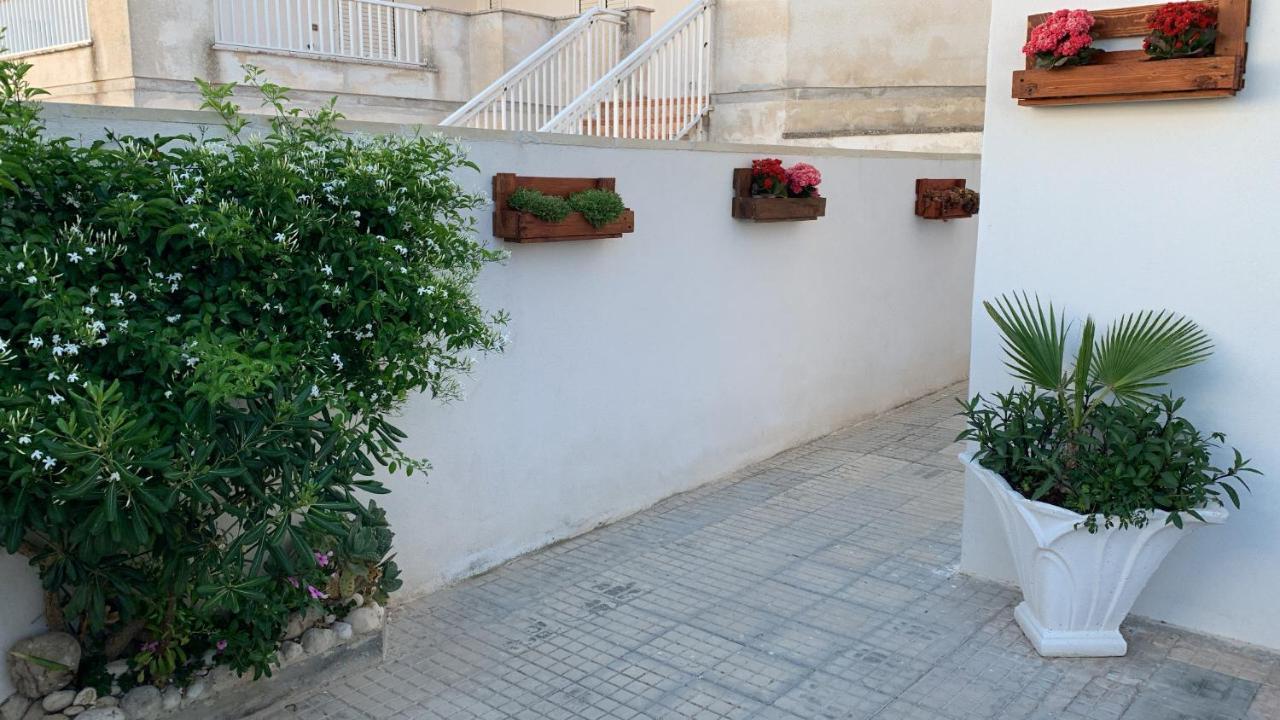 לינה וארוחת בוקר Santa Maria di Leuca Casa Di Nonna Checca מראה חיצוני תמונה
